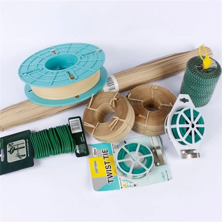 Green Pvc Plastic-coated Garden Branches Fixed And Tied With Wire
